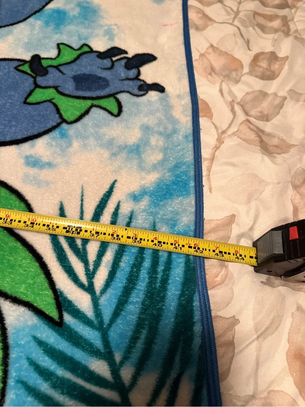 Disney Lilo & Stitch Tropical Plush Throw Blanket - Blue & Green OHANA